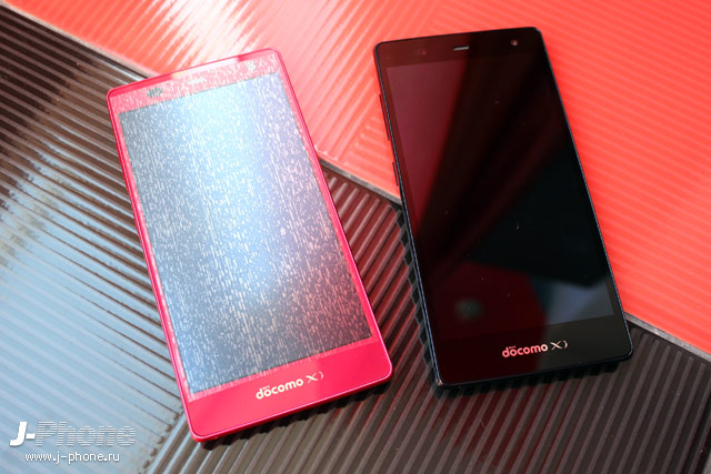 Японский смартфон Fujitsu Arrows NX Docomo F-01F в розовом цвете
