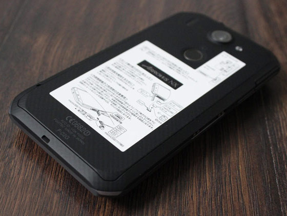 японский смартфон Fujitsu Arrows NX Docomo F-02G японский смартфон Fujitsu Arrows NX Docomo F-02G