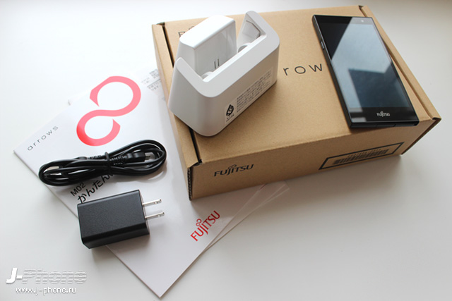 Fujitsu ARROWS M02