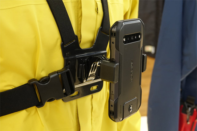 Японская Kyocera представила новый MIL-STD-810H защищенный Android смартфон TORQUE G06 с 5,4" экраном, процессором Snapdragon 7 Gen1 и памятью 6/128Gb