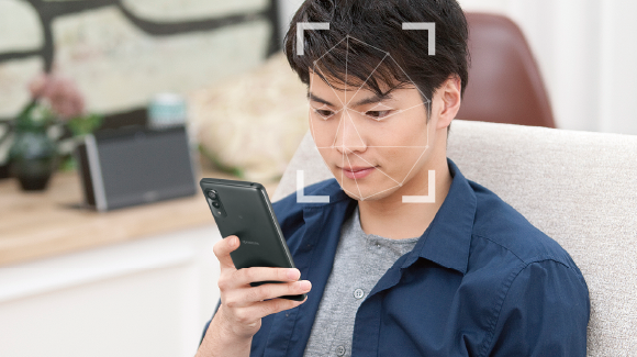 Компания Kyocera и японский оператор Y!mobile представили бюджетный 6.26" ударопрочный смартфон Android One S8. на базе Android 11