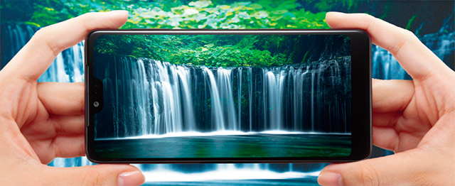Компания Kyocera и японский оператор Y!mobile представили бюджетный 6.26" ударопрочный смартфон Android One S8. на базе Android 11