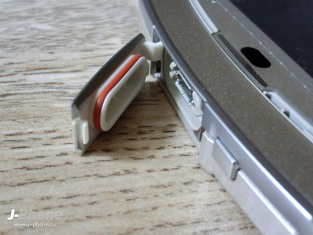 купить японские телефоны Docomo N-06C Medias WP