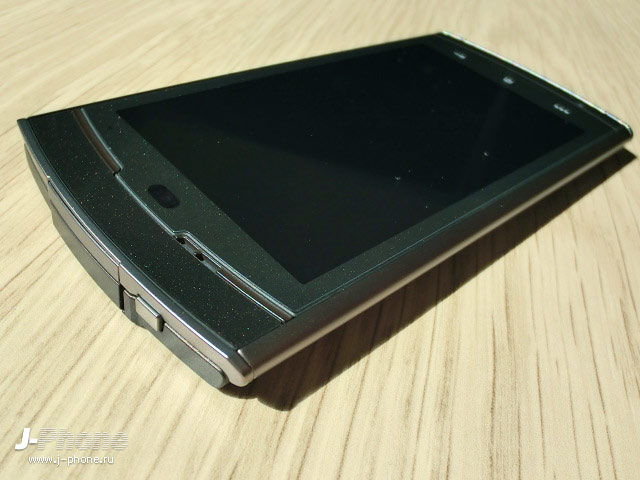 японские телефоны Nec Docomo N-06C Medias WP Amadana