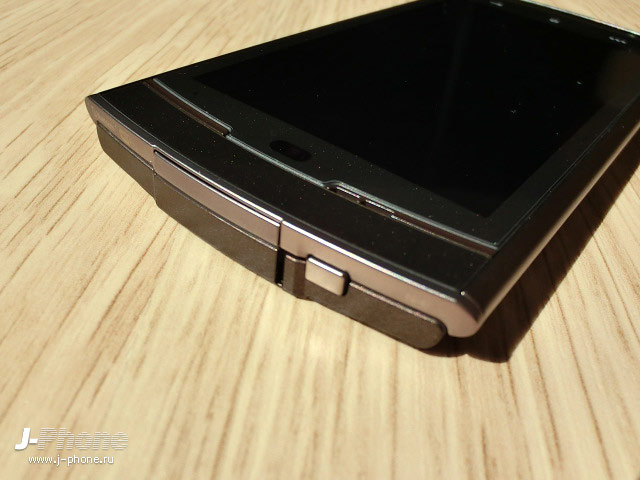 японские телефоны Nec Docomo N-06C Medias WP Amadana