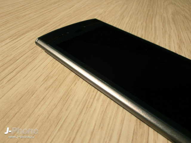 японские телефоны Nec Docomo N-06C Medias WP Amadana