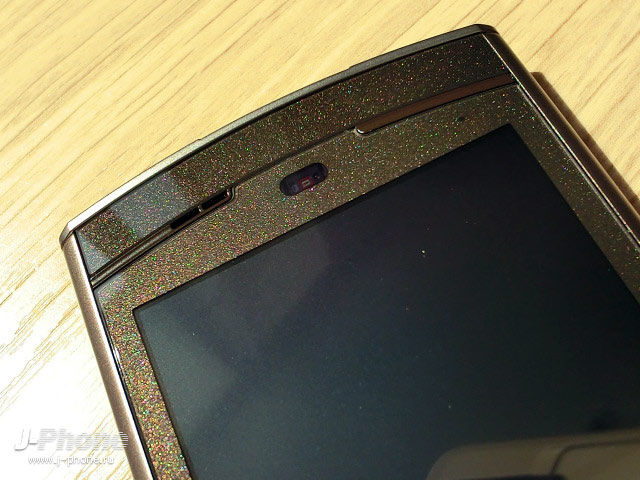 японские телефоны Nec Docomo N-06C Medias WP Amadana