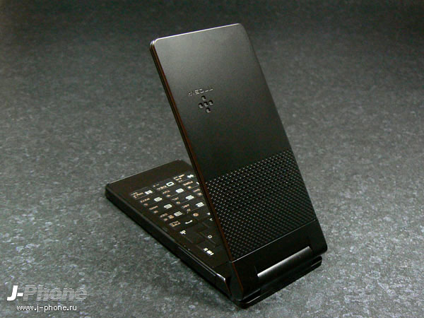 NEC Docomo N705i?