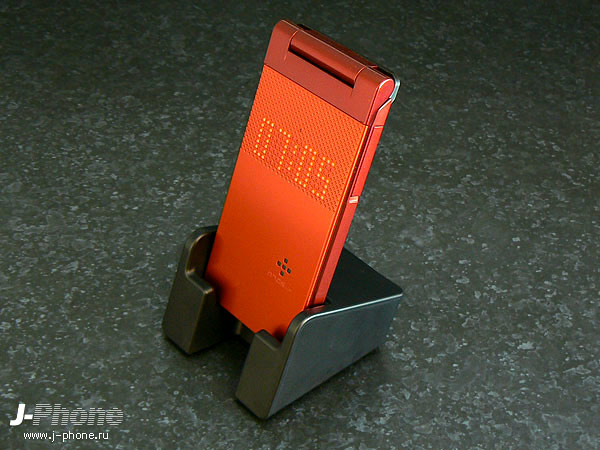 NEC Docomo N705i?