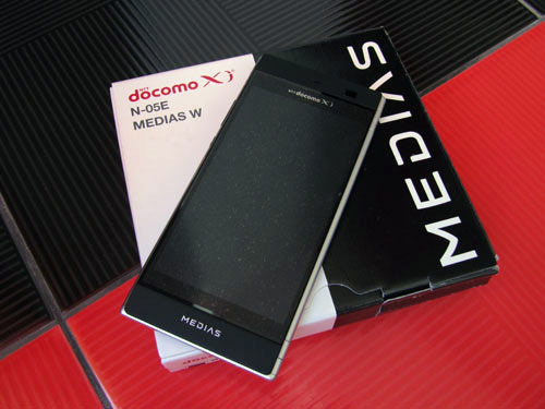 nec medias w docomo n-05e