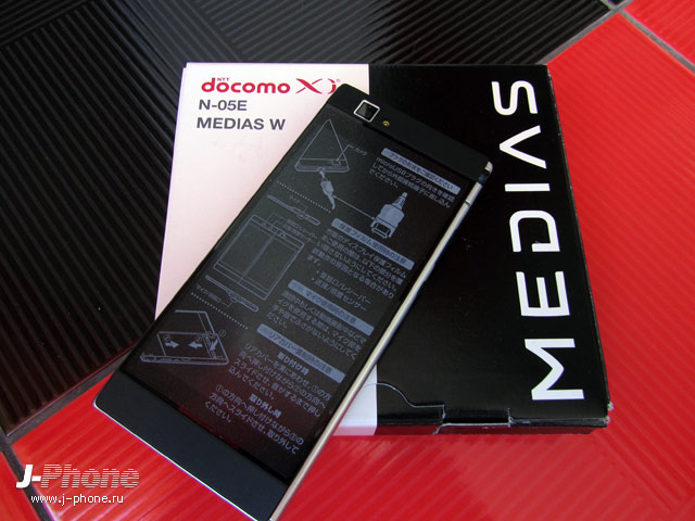 nec medias w docomo n-05e nec medias w docomo n-05e