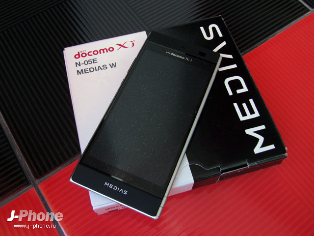 nec medias w docomo n-05e nec medias w docomo n-05e