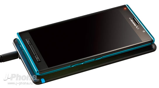 японский смартфон Panasonic Docomo P-02E Eluga X японский смартфон Panasonic Docomo P-02E Eluga X