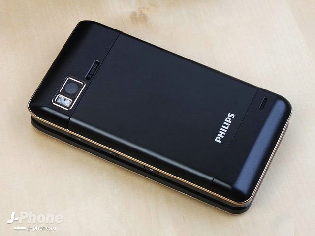 смартфон-раскладушка Philips W930