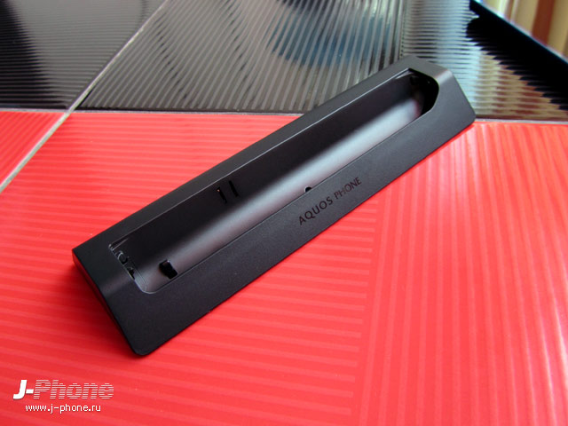 docomo sh-02e aquos phone zeta