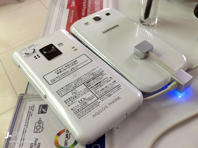 docomo sh-02e vs. samsung galaxy s3 docomo sh-02e vs. samsung galaxy s3