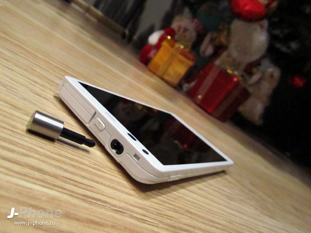 sharp docomo sh-02e aquos phone zeta sharp docomo sh-02e aquos phone zeta