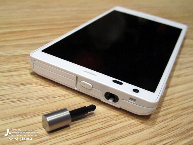 sharp docomo sh-02e aquos phone zeta sharp docomo sh-02e aquos phone zeta