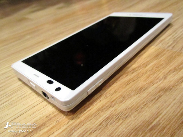 sharp docomo sh-02e aquos phone zeta sharp docomo sh-02e aquos phone zeta