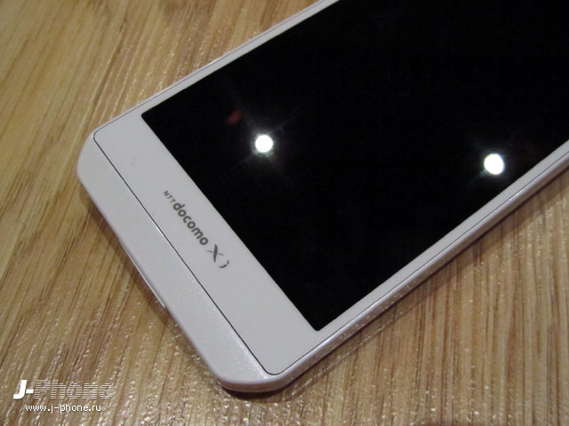 sharp docomo sh-02e aquos phone zeta sharp docomo sh-02e aquos phone zeta