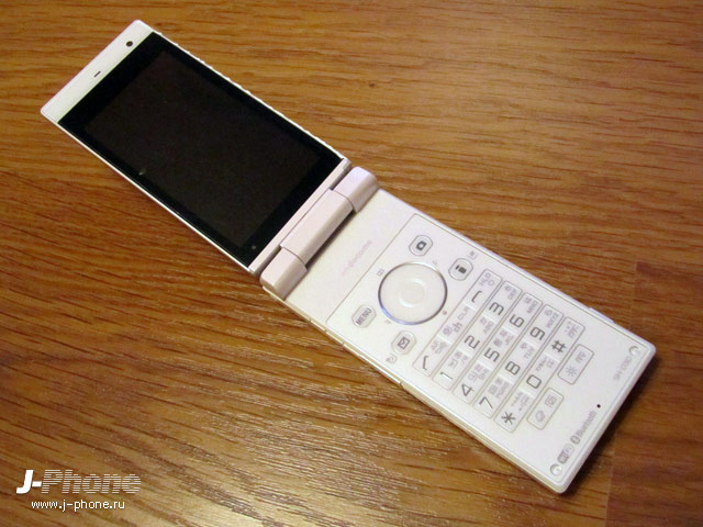Sharp Docomo SH-03D