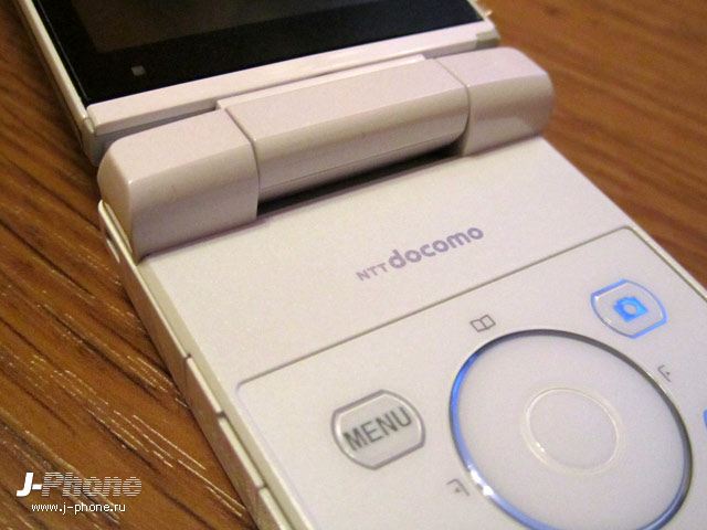 Sharp Docomo SH-03D