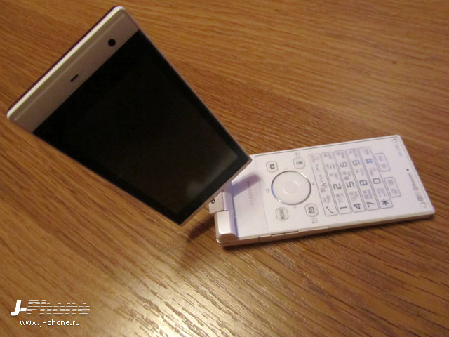 Sharp Docomo SH-03D