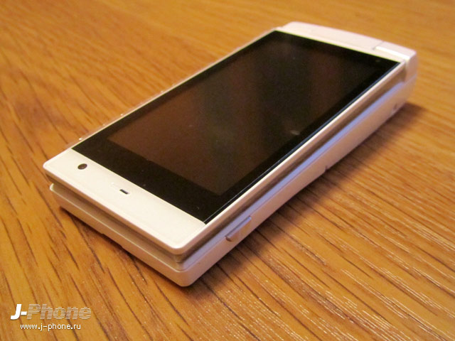Sharp Docomo SH-03D
