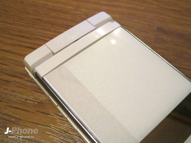 Sharp Docomo SH-03D