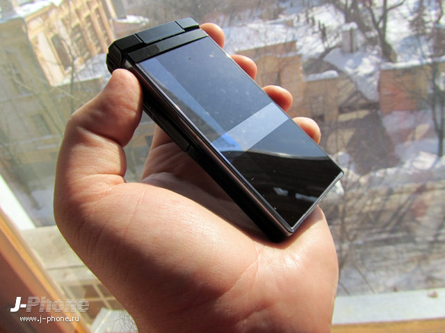 Sharp Docomo SH-03D