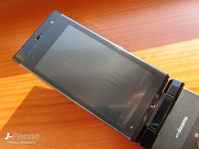 Sharp Docomo SH-03D