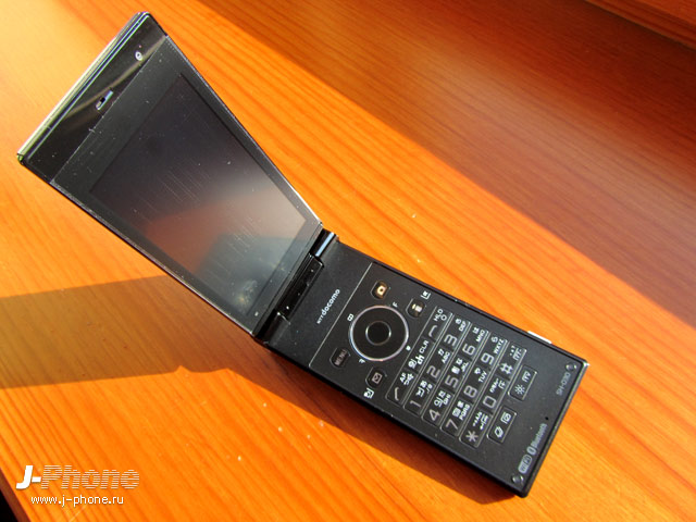 Sharp Docomo SH-03D
