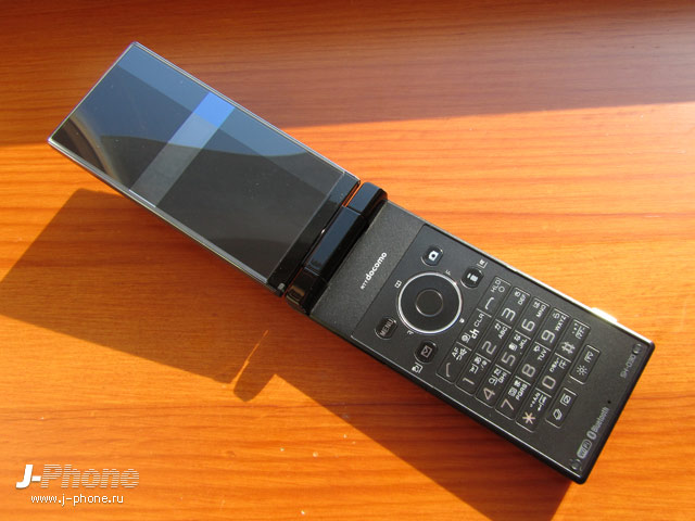Sharp Docomo SH-03D