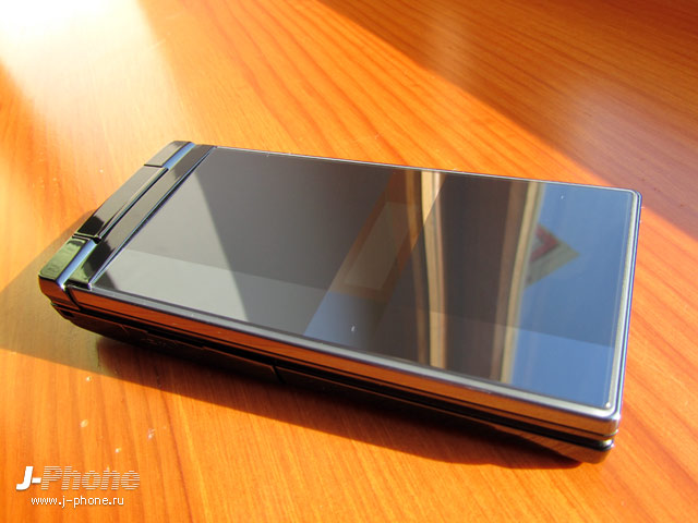 Sharp Docomo SH-03D