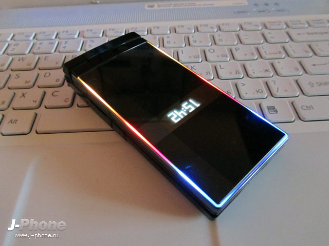 Sharp Docomo SH-03D