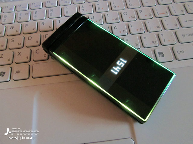 Sharp Docomo SH-03D