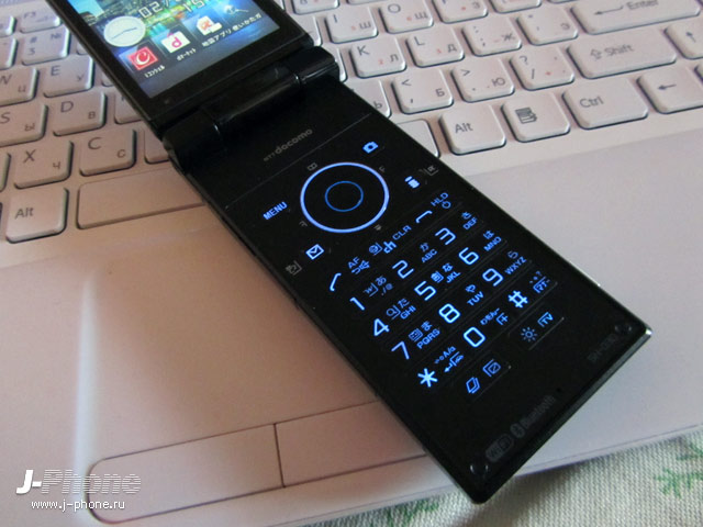 Sharp Docomo SH-03D