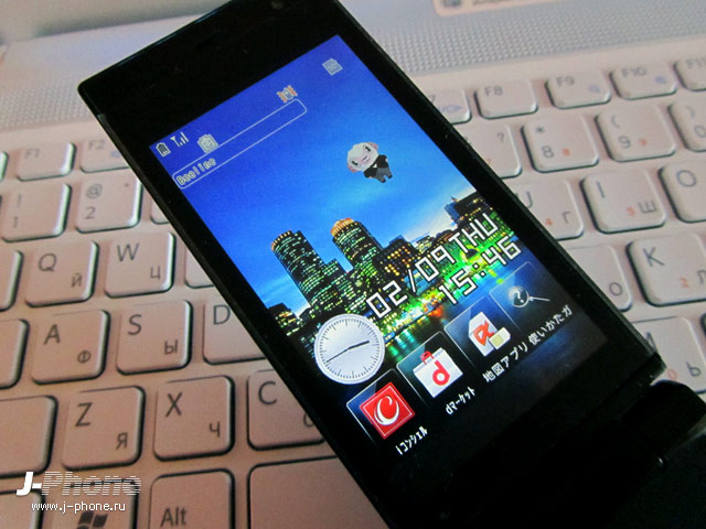 Sharp Docomo SH-03D