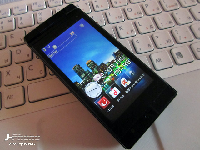 Sharp Docomo SH-03D