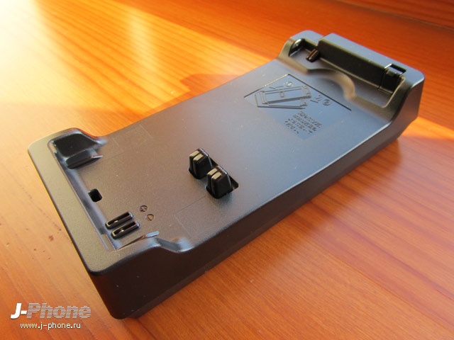 Sharp Docomo SH-03D