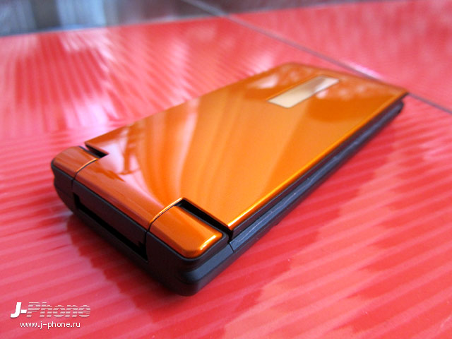 японский телефон sharp docomo sh-03e