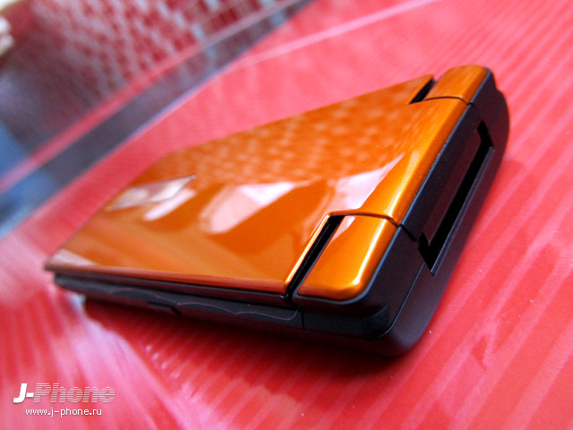 японский телефон sharp docomo sh-03e