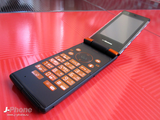 японский телефон sharp docomo sh-03e