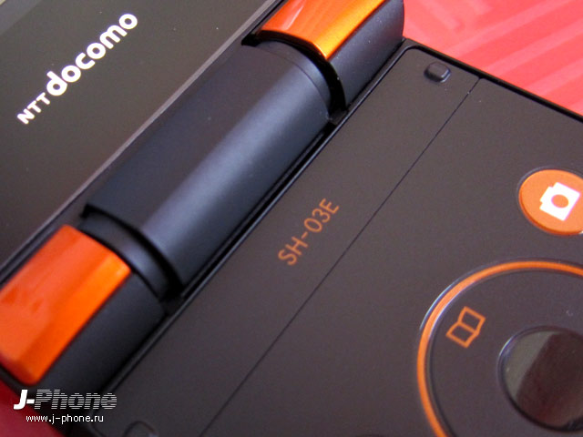японский телефон sharp docomo sh-03e