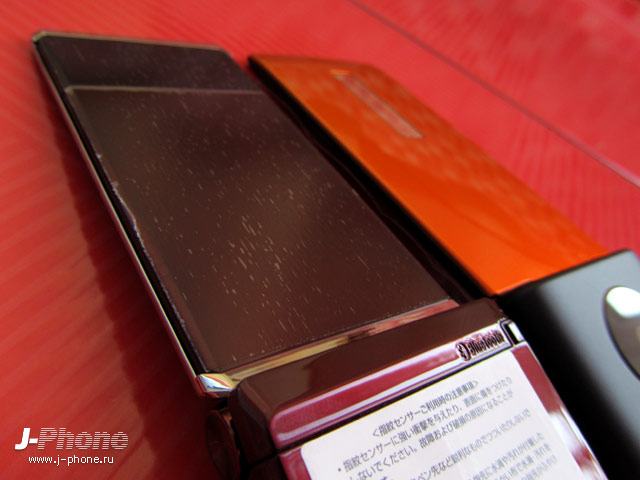 японский телефон sharp docomo sh-03e