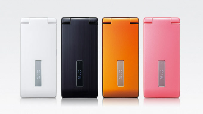 Японские телефоны Sharp Docomo SH-03E
