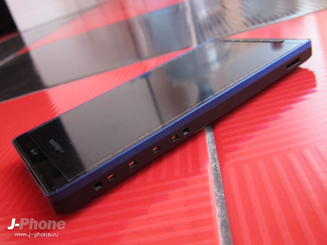 sharp docomo sh-06d