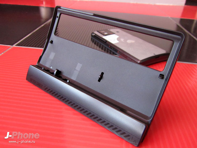 sharp docomo sh-06d nerv