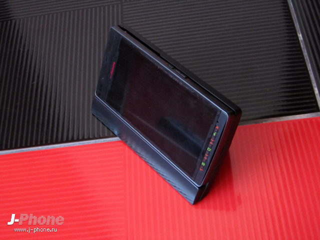 sharp docomo sh-06d nerv