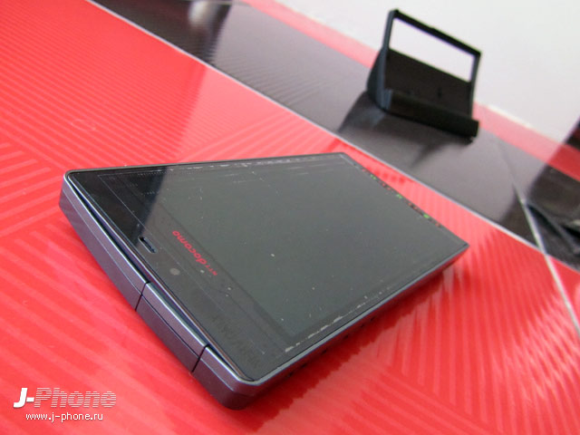 sharp docomo sh-06d nerv